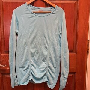 Athleta long sleeve dry fit. Women’s large